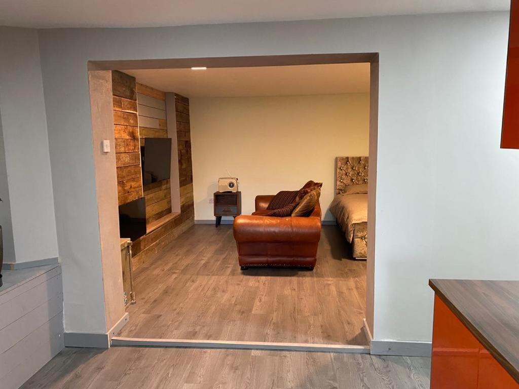 Treetops Flat4 Hall Green B28 버밍엄 외부 사진