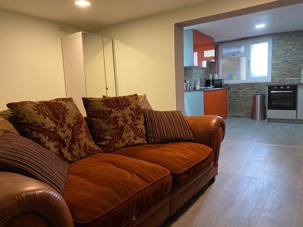 Treetops Flat4 Hall Green B28 버밍엄 외부 사진